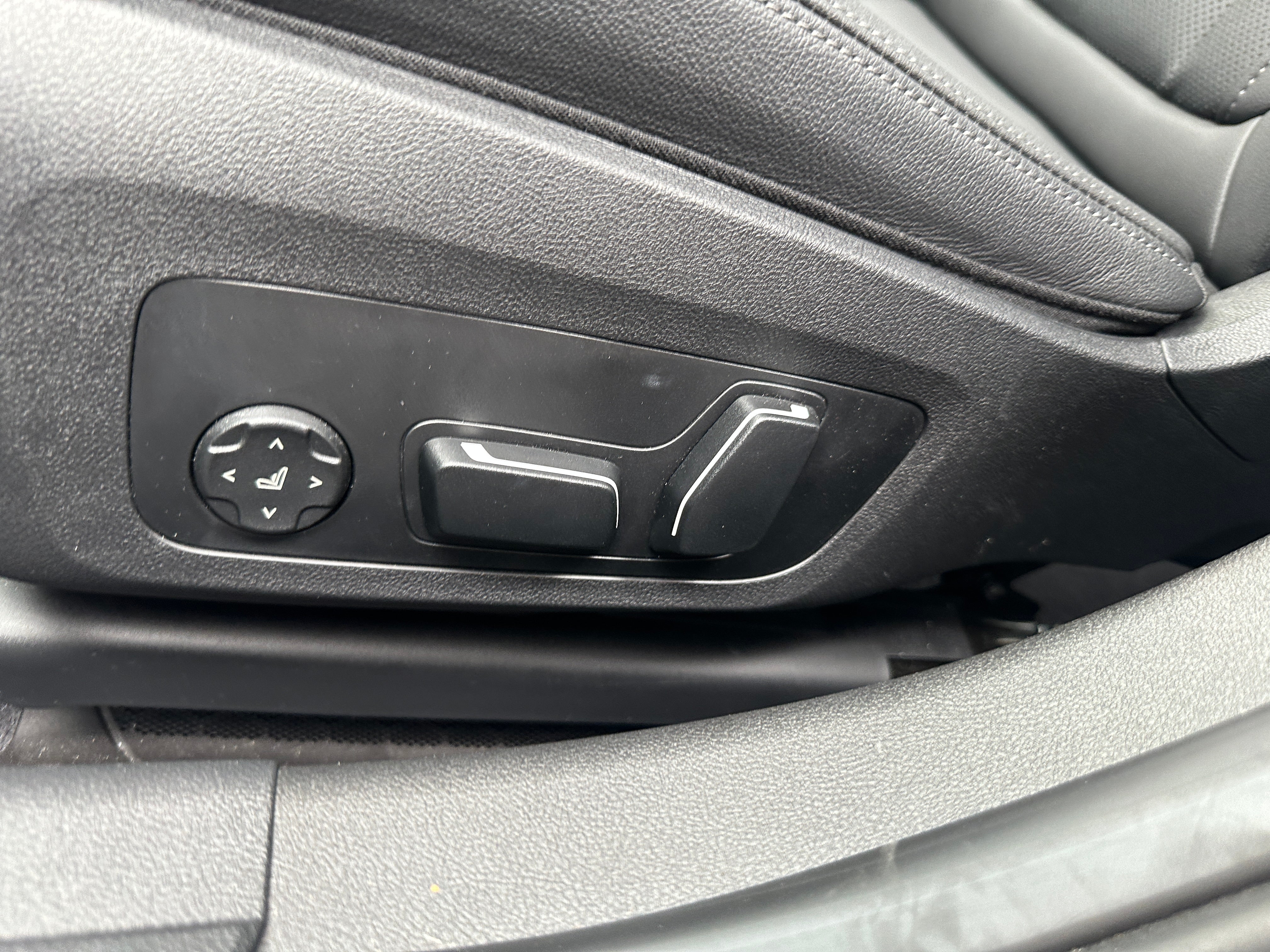 bmw 3 series 2026 WBA13LA00TFW62400 image bmw 3 series 2026 WBA13LA00TFW62400 image